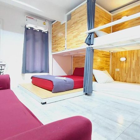 Neat Hostel Čiang Mai Exteriér fotografie